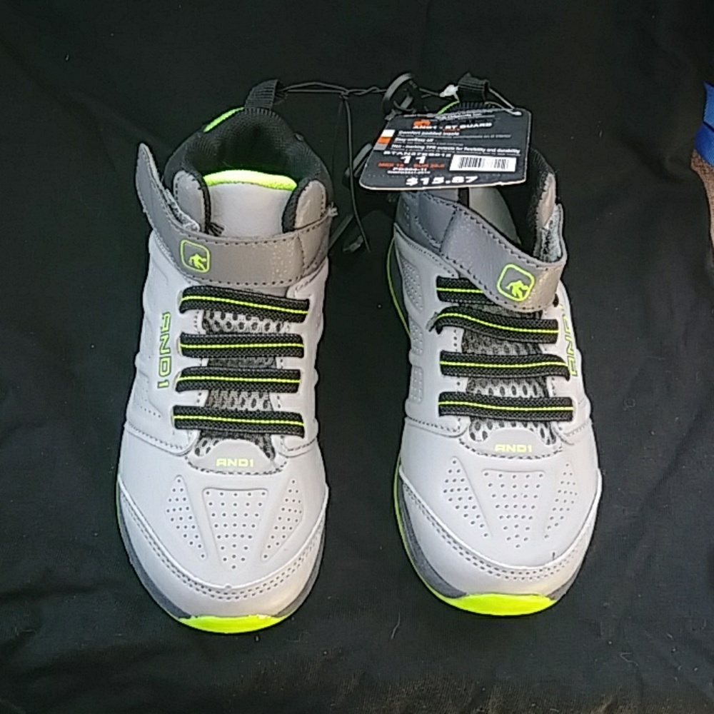 AND 1 boys shoes size 11